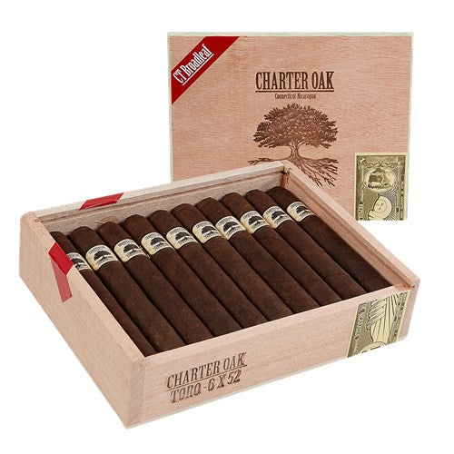 Charter Oak de Foundation Cigars & Bourbon
