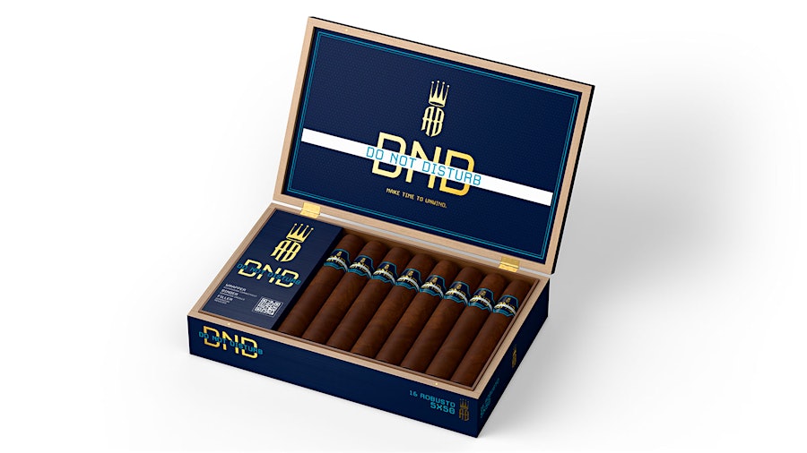 Alec Bradley Do Not Disturb Gigante 6x60