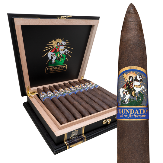 Cigarro Foundation Foundation 10mo Aniversario