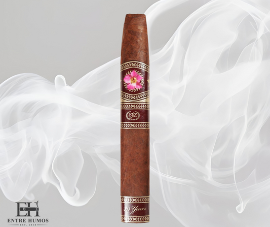 La Flor Dominicana 30 Aniversario
