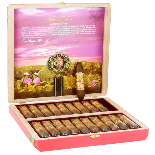 Arturo Fuente Queen of Hearts Rare Pink 1960s Vintage  Series